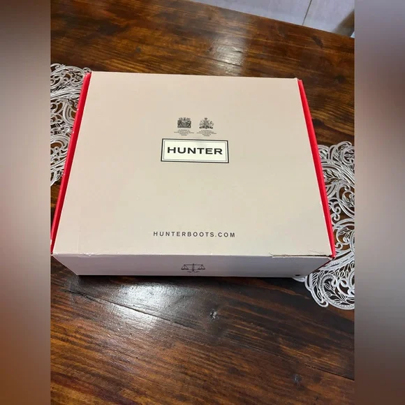 NEW Hunter Glossy Black Original Refined Short Boots - Picture 5 of 11